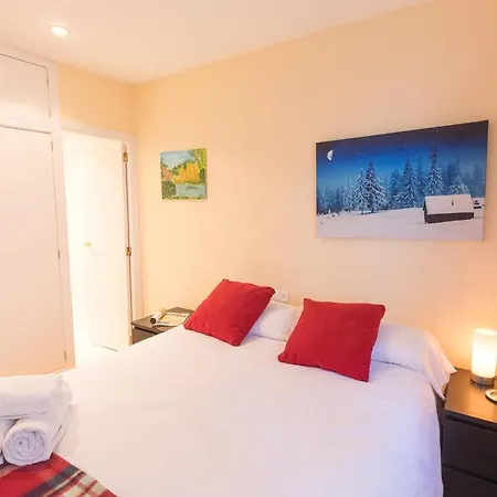 By Pirineos 360 - Sencillo Y Fresco - Ideal Parejas