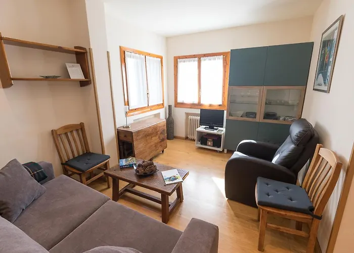 By Pirineos 360 - Sencillo Y Fresco - Ideal Parejas דירה פורמיגל