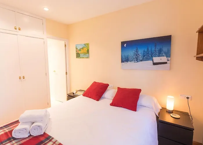 By Pirineos 360 - Sencillo Y Fresco - Ideal Parejas